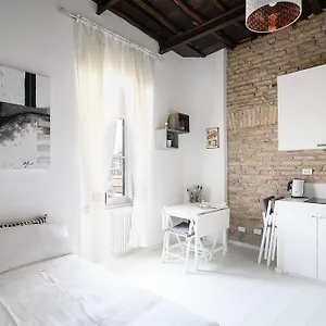 Apartman White Ostilia